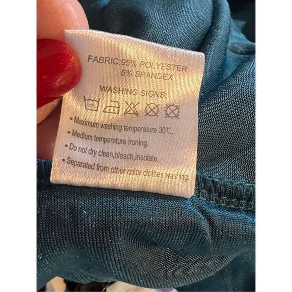 Urban Coco Size M Long Sleeve V-Neck Maxi Dress Emerald Green Velvet Formal NWT - Picture 14 of 15